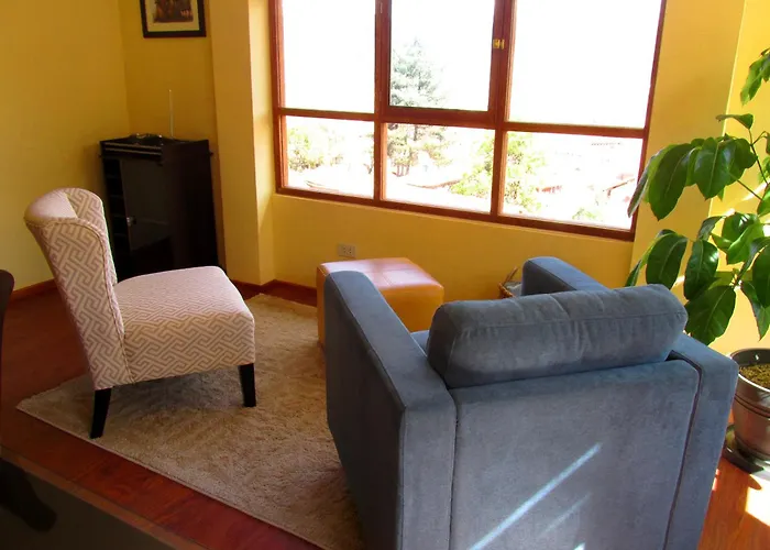 View Downtown Apartment *